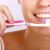 Se brosser les dents avant le petit déjeuner est plus sain pour vos dents !