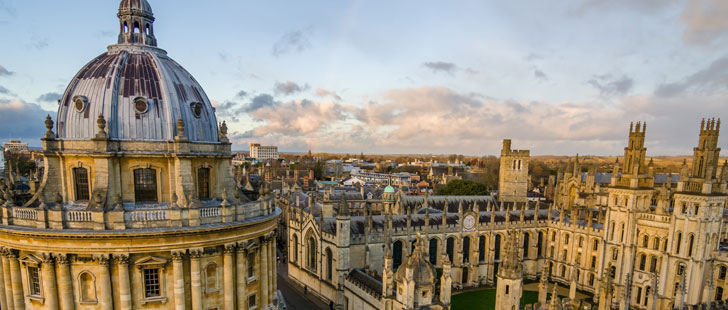 L'université d'Oxford est plus ancienne que l'Empire Aztèque.