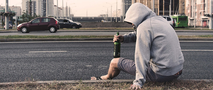 Le saviez-vous ? Amsterdam paie les alcooliques en bière pour nettoyer les rues ! Biere-amsterdam