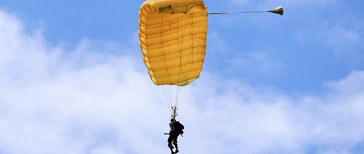 Le saviez-vous ? Le premier saut en parachute de l’histoire ! Saut-parachute