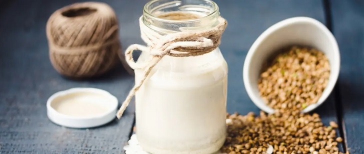 Le saviez-vous ? Le lait de chanvre : la nouvelle boisson saine et tendance ! Un-bol-de-lait-au-chanvre